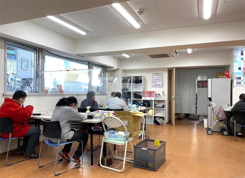 障がい者支援施設での作業の様子