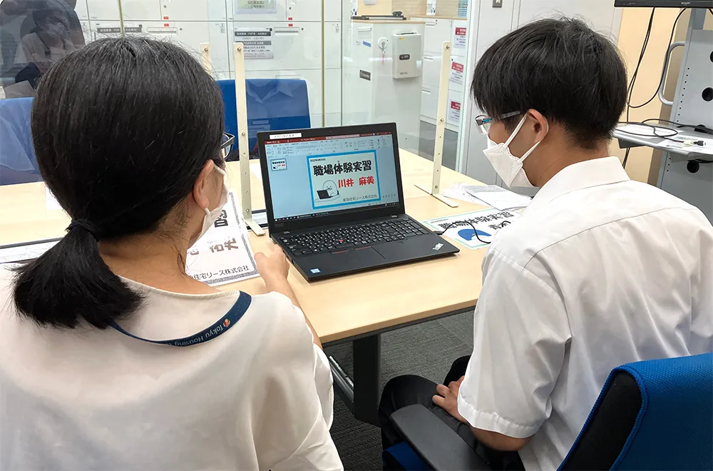 職場見学会の様子