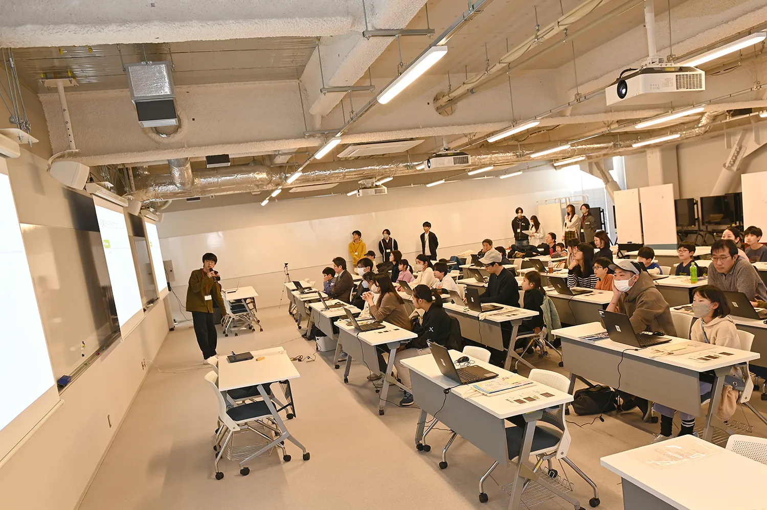 まずは「プログラミングとは何か」から学ぼう