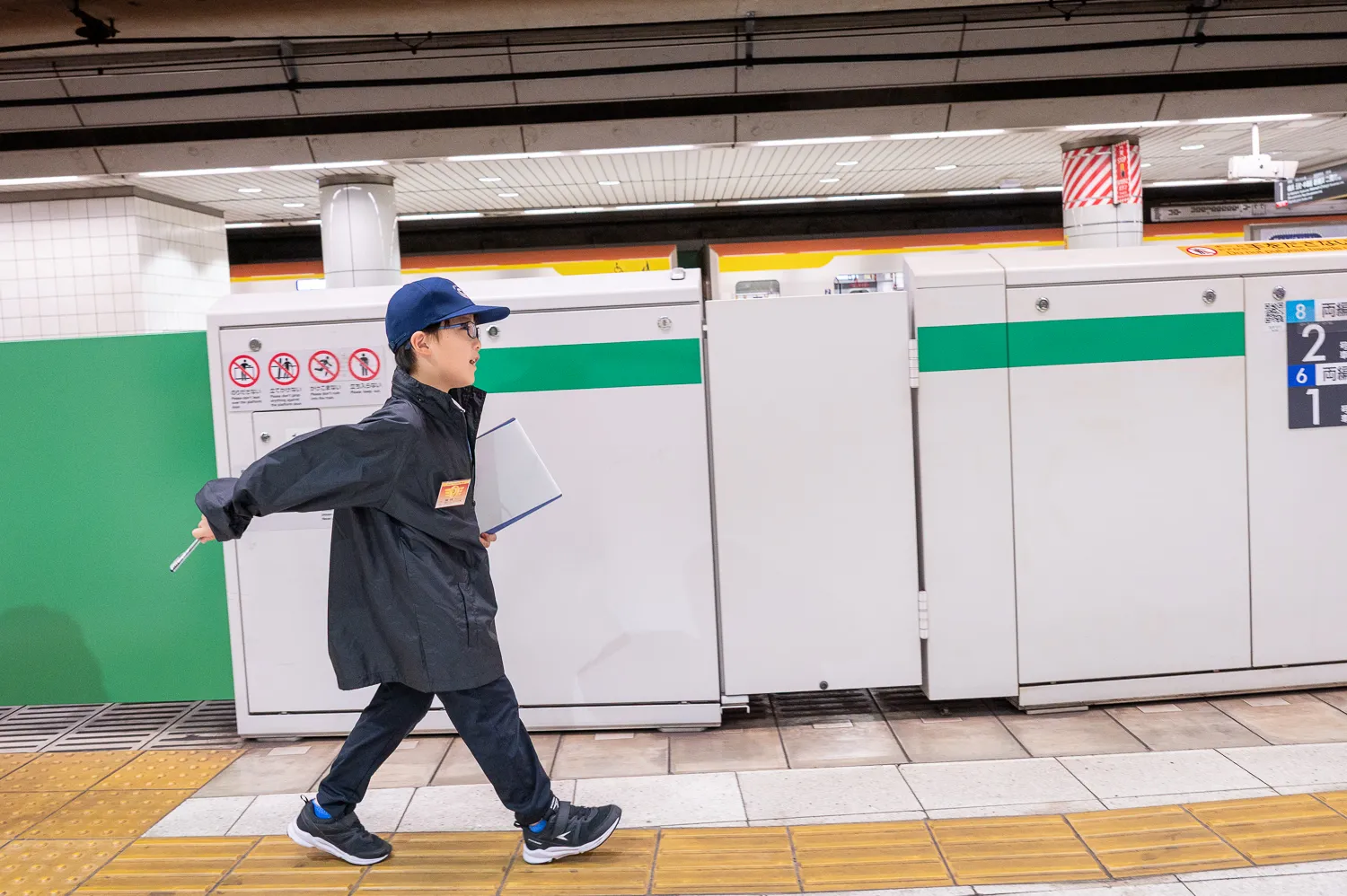 構内を巡るオリエンテーリング