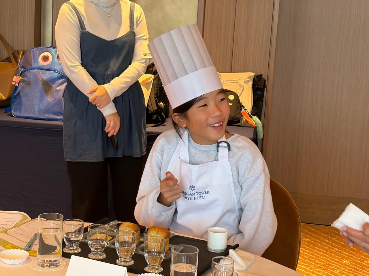 実際に五感を使った実習がスタート