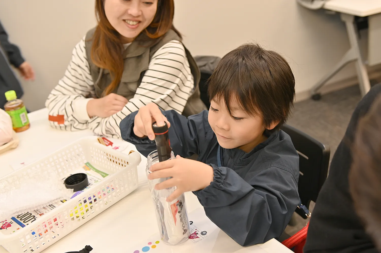 東急ベルが推進する「防災ボトル」作りにチャレンジ
