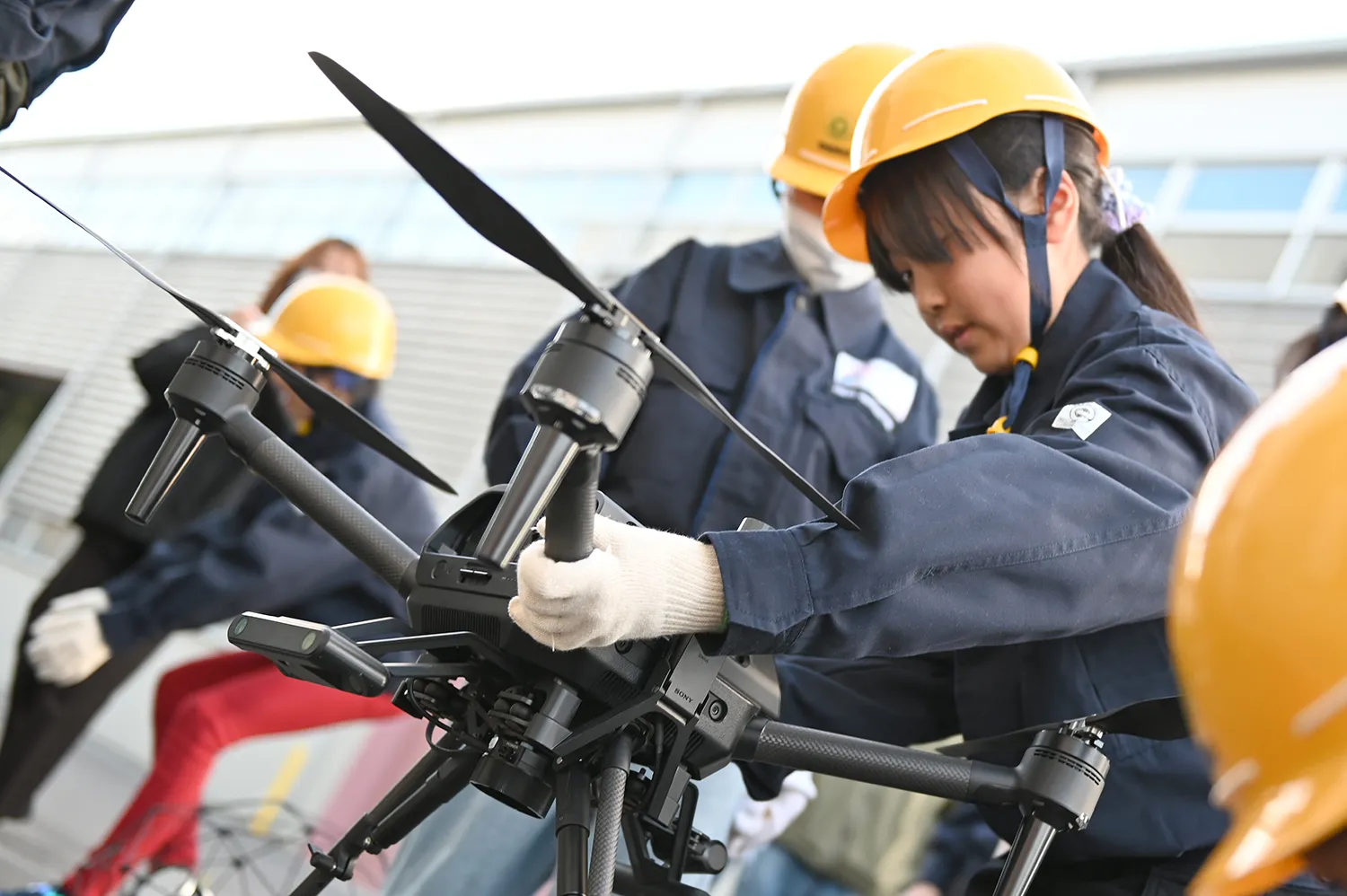 大型ドローンの重さにビックリ！